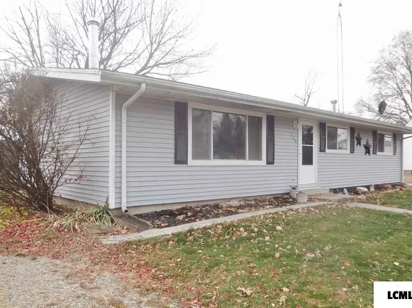 120 E Pine St, Broadwell, IL 62634