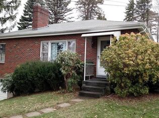 215 Westview Dr, Butler, PA