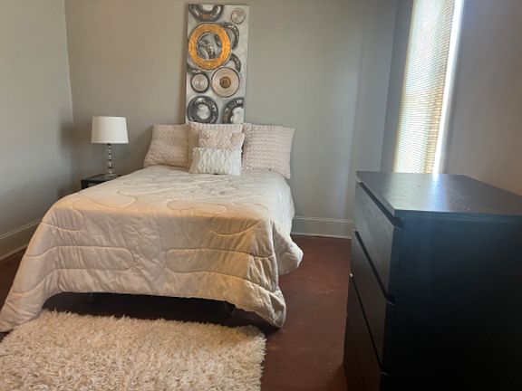 3rd image of 300 Marydell Rd #2