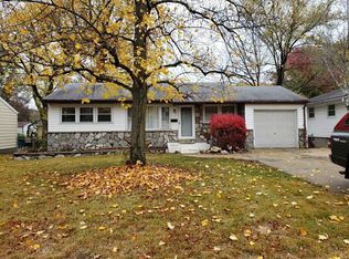 175 Saint Daniel Ln, Florissant, MO 63031