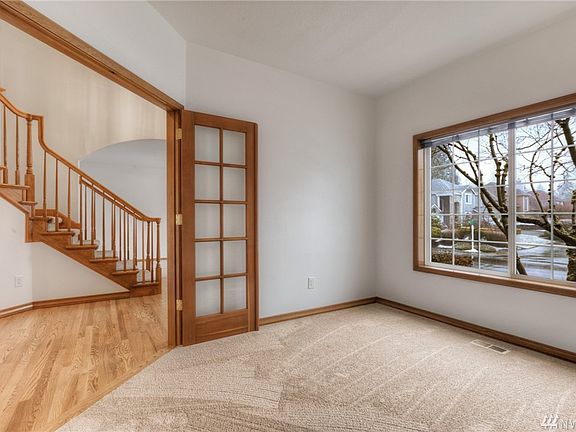 4th image of 11518 126th Avenue Ct E