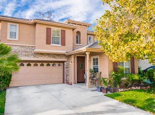 28679 Silverking Trl, Saugus, CA 91390
