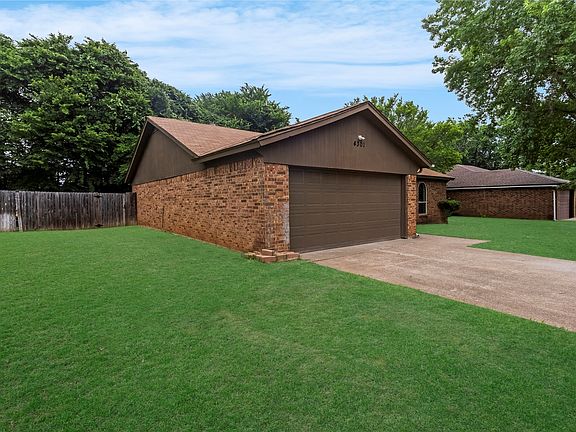 4th image of 4301 Middlebrook Dr