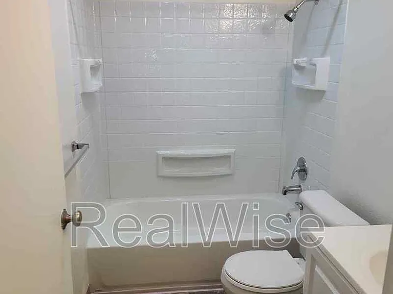 104 NW Mercy Hills Dr — Photo 27