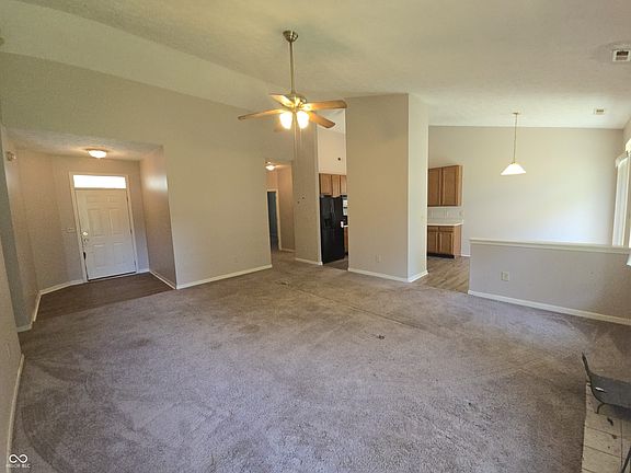 4th image of 11377 Shady Hollow Ln
