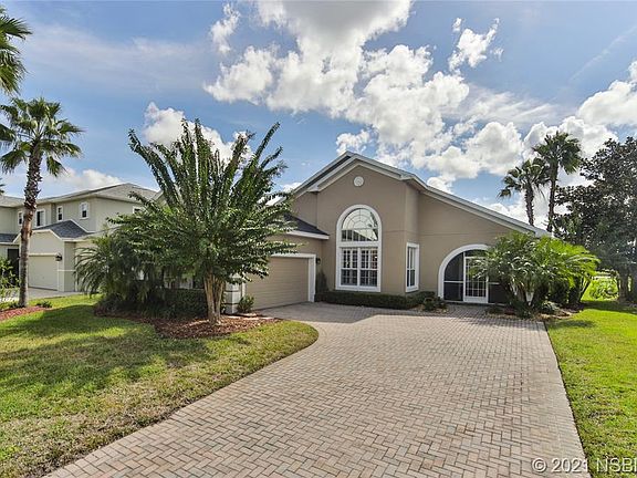 3rd image of 199 Ekana Cir