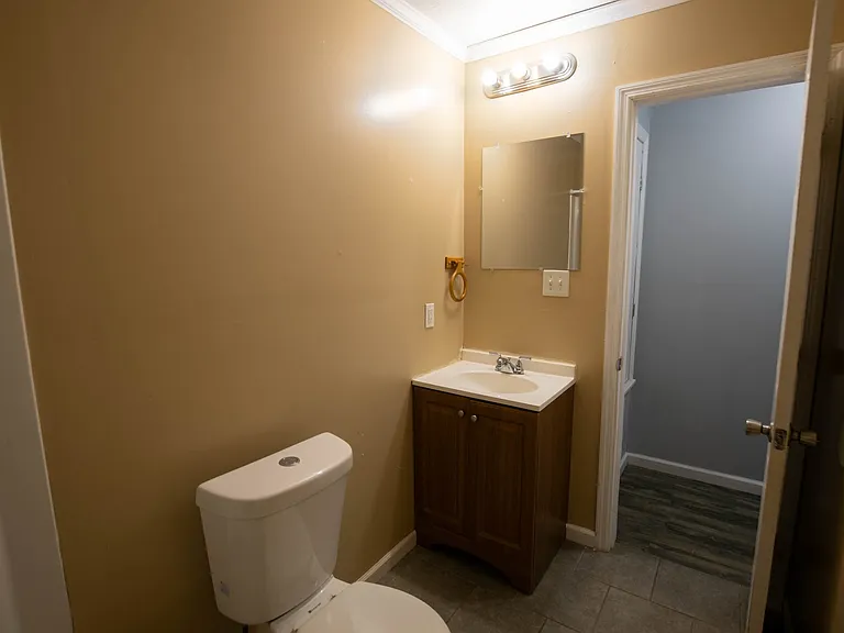 5768 Aftonshire Dr — Photo 11