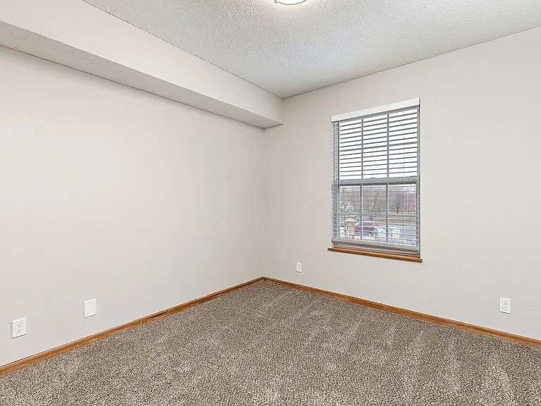 Oak Ridge Park Apartments — Photo 10