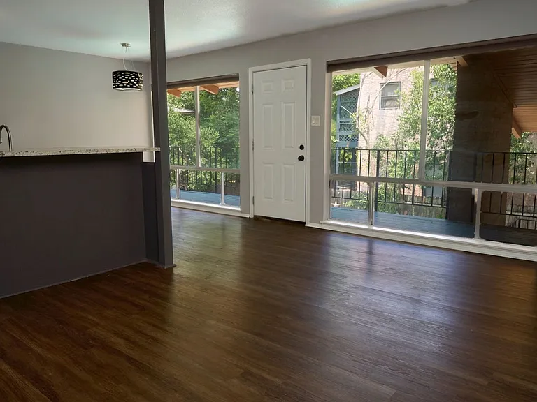 133 Parland Pl — Photo 6