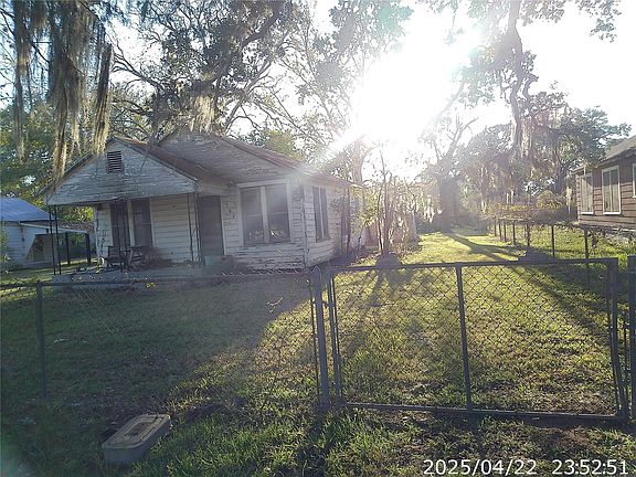 4th image of 502 Camp St