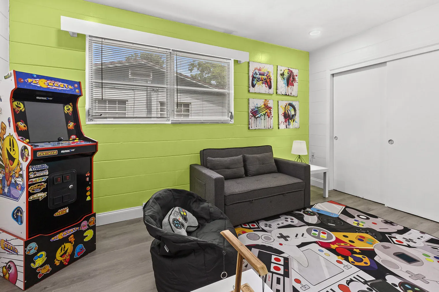 3 bed, 2.0 bath, $8,244 — Photo 3