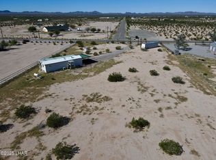 32473 Avenue 42 E, Bouse, AZ 85325