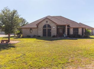 506 Hickory Cir, Red Oak, TX 75154