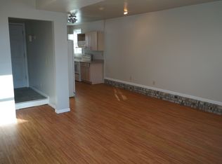 714 Oneida St, Delafield, WI 53018