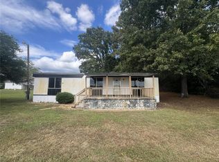 8490 Belton Bridge Rd, Lula, GA 30554