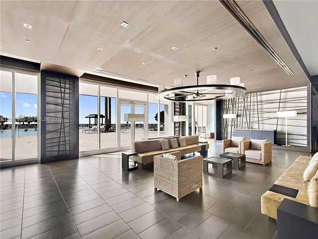 1850 S Ocean Dr #805 — Photo 3