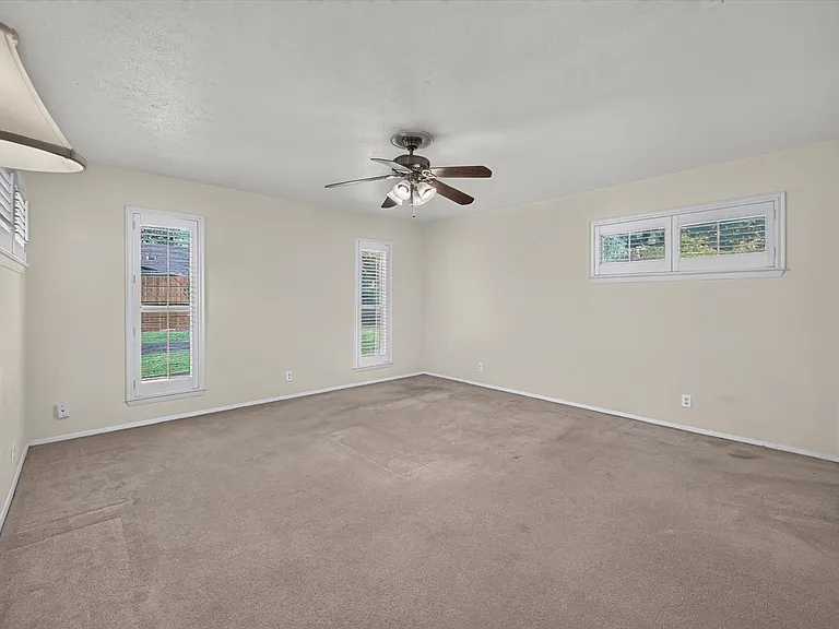 1306 Pueblo Ct — Photo 5