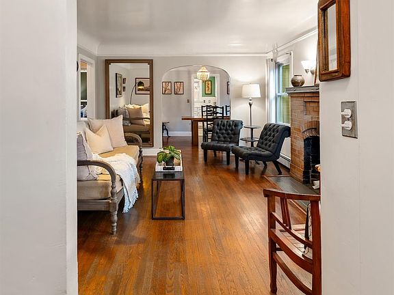 5th image of 416 English Street