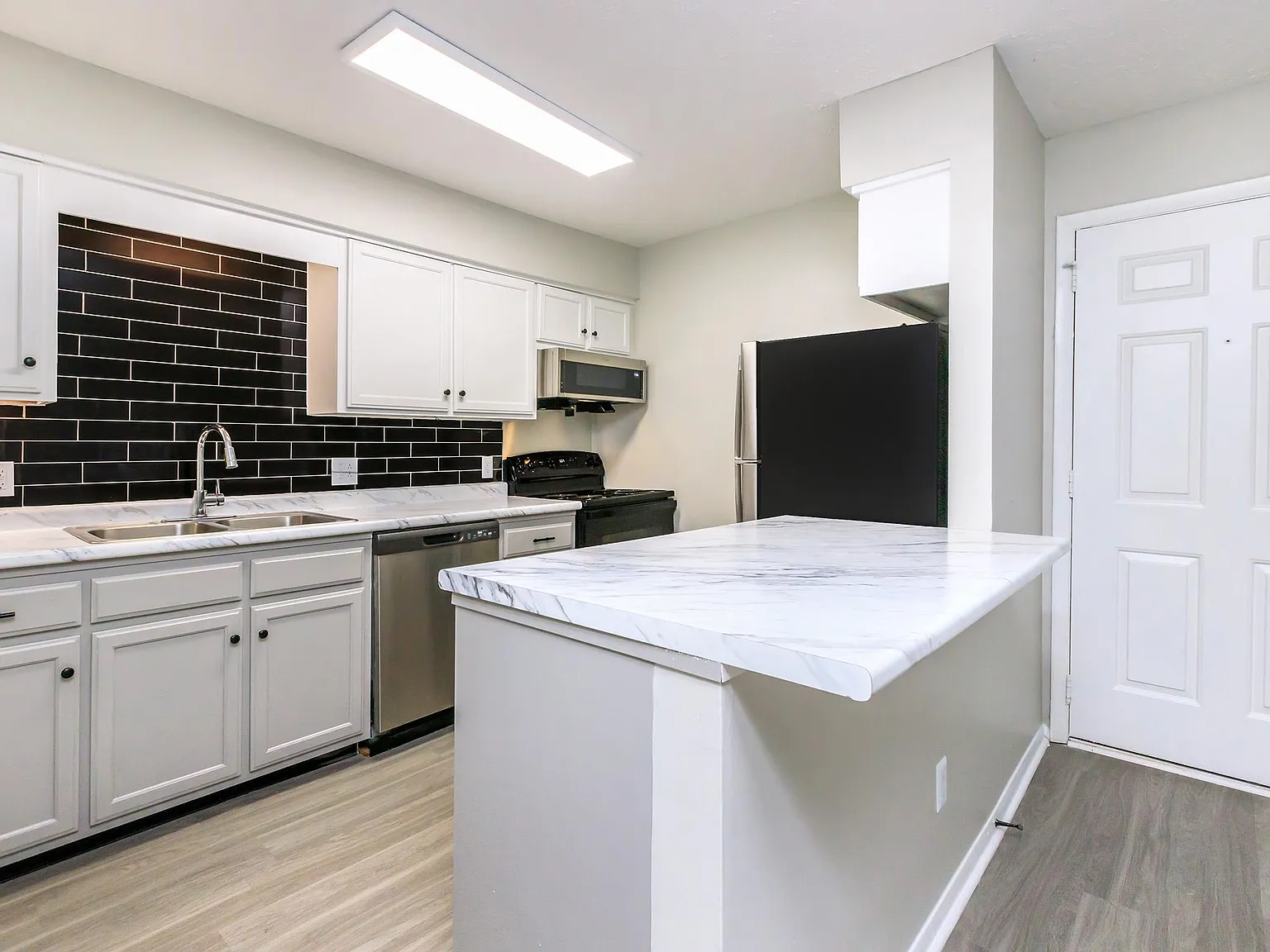 The Roosevelt Apartment Homes — Photo 1
