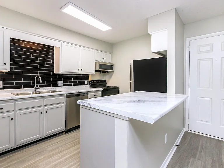 The Roosevelt Apartment Homes — Photo 1