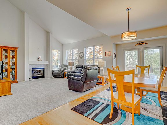4th image of 411 Claridge Ct