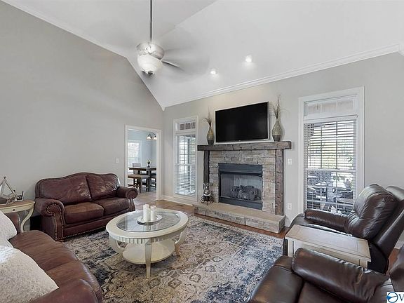 3rd image of 205 Golden Harvest Dr