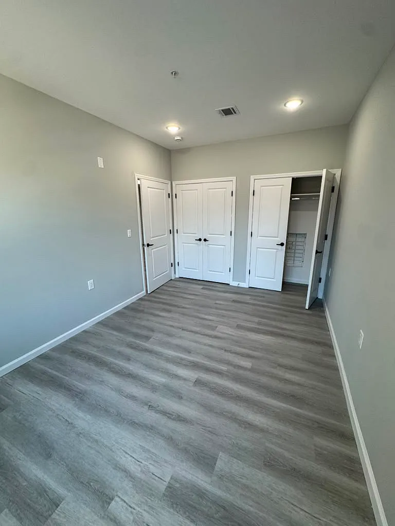 1 bed, $1,890 — Photo 4