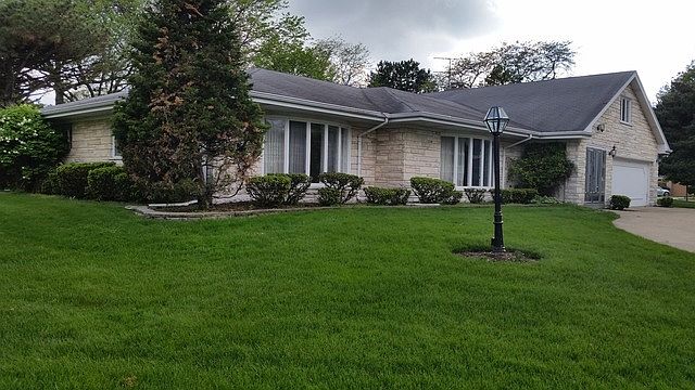 1st image of 6940 N Concord Ln
