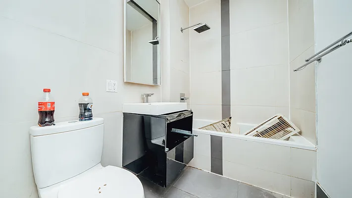 Rented by Nooklyn NYC LLC | media 21