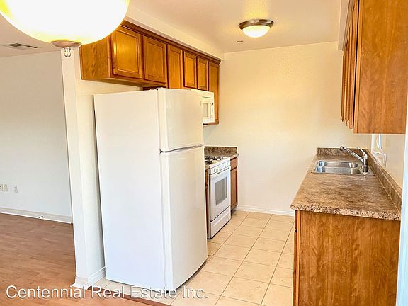 3rd image of 3321 Mentone Ave #2-02