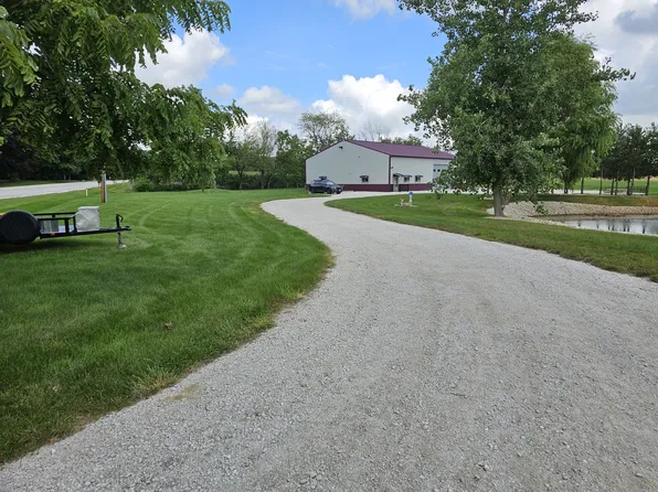 11N533 McGough Rd, Hampshire, IL 60140