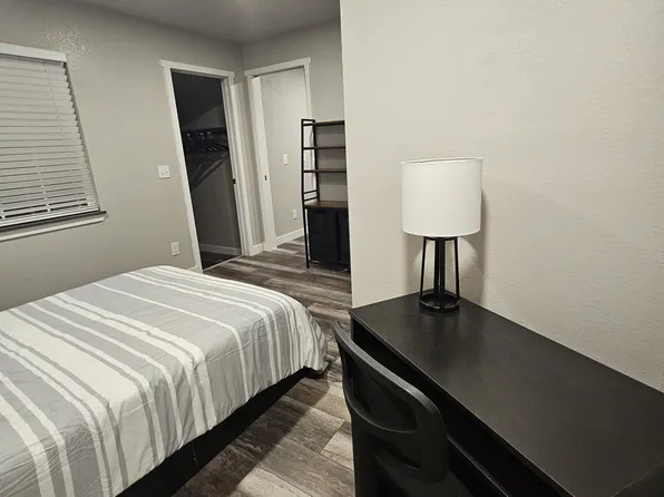 8189 W 50th Ave, Arvada, CO 80002