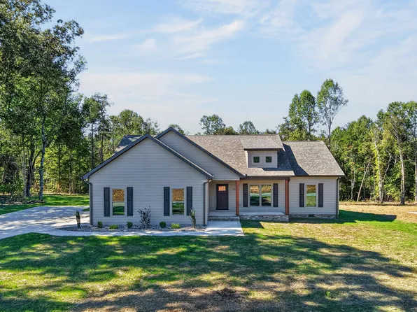 3791 S Bunker Hill Rd, Cookeville, TN 38506