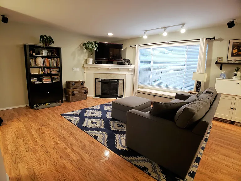 2224 188th Pl SW — Photo 4