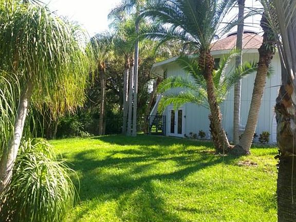 4th image of 2065 Panama Blvd