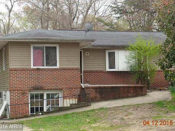 3rd image of 291 Thompson Ave E