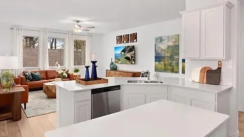 3625 Kaufman Ct — Photo 27