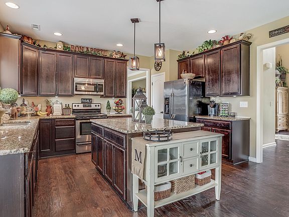 5th image of 1759 Falcon Pointe Dr
