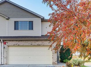 155 Stallion Ln, Lino Lakes, MN 55014