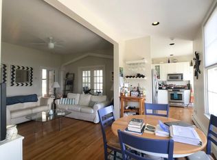 58 Washington St #2B, Newport, RI 02840