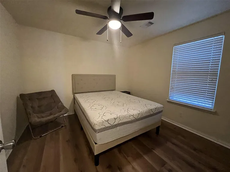 2403 Summers Glen Ct — Photo 20