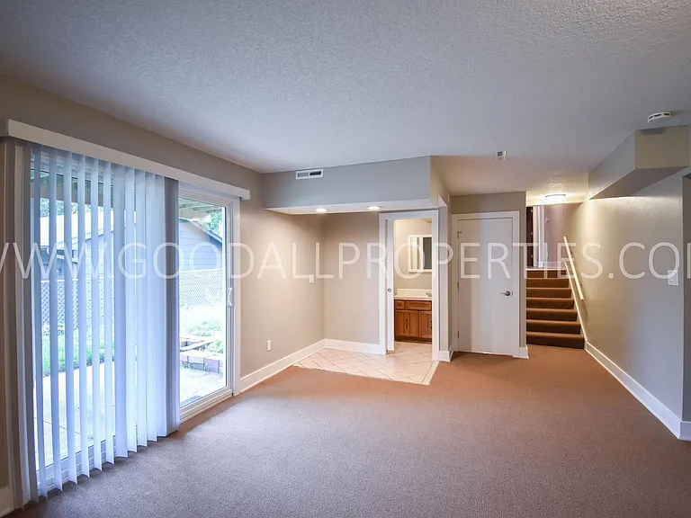 1313 NW 92nd St — Photo 12