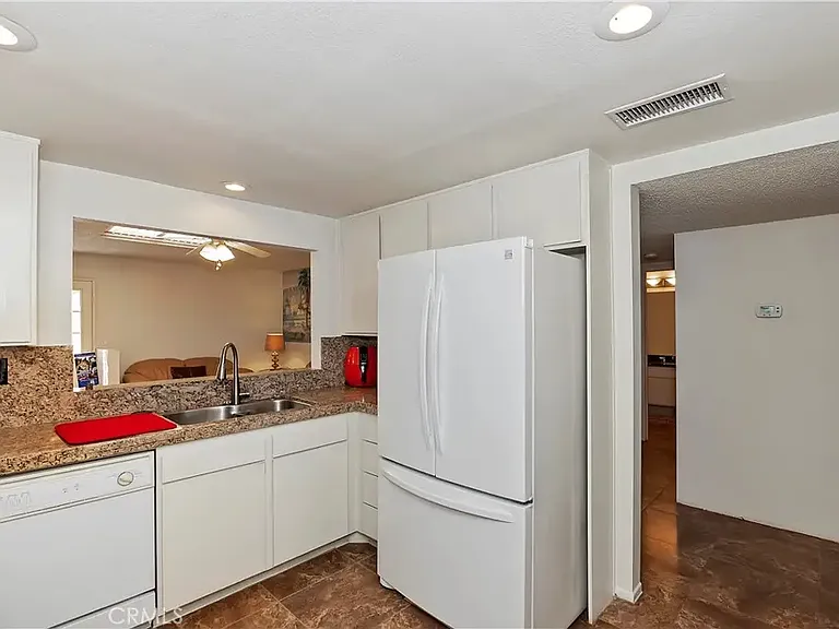 4 San Sebastian Dr — Photo 67