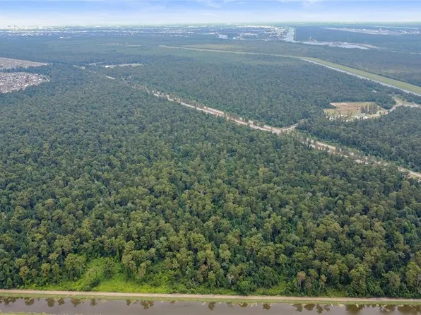 Leo Kerner Pkwy, Marrero, LA 70072