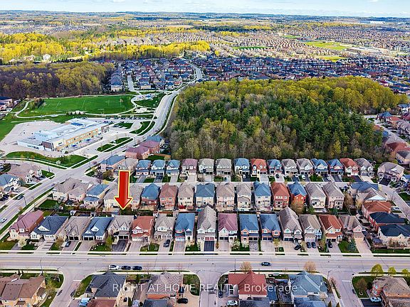 2nd image of 464 Davos Rd