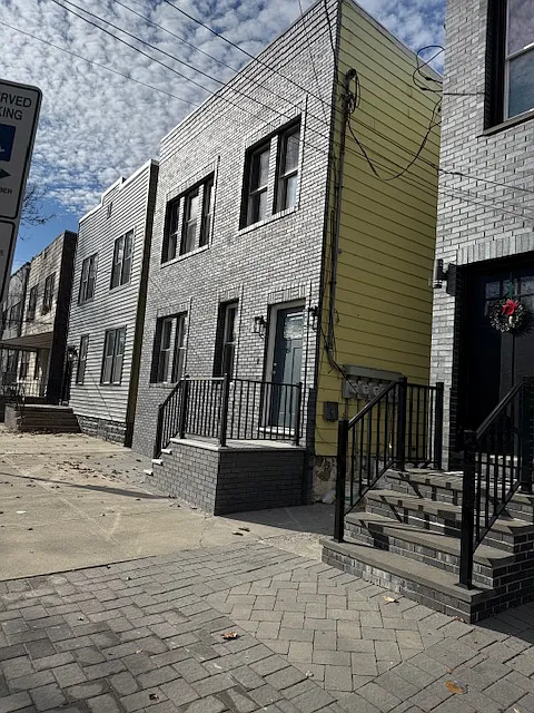 1 bed, 500 sqft, $1,800 — Photo 2