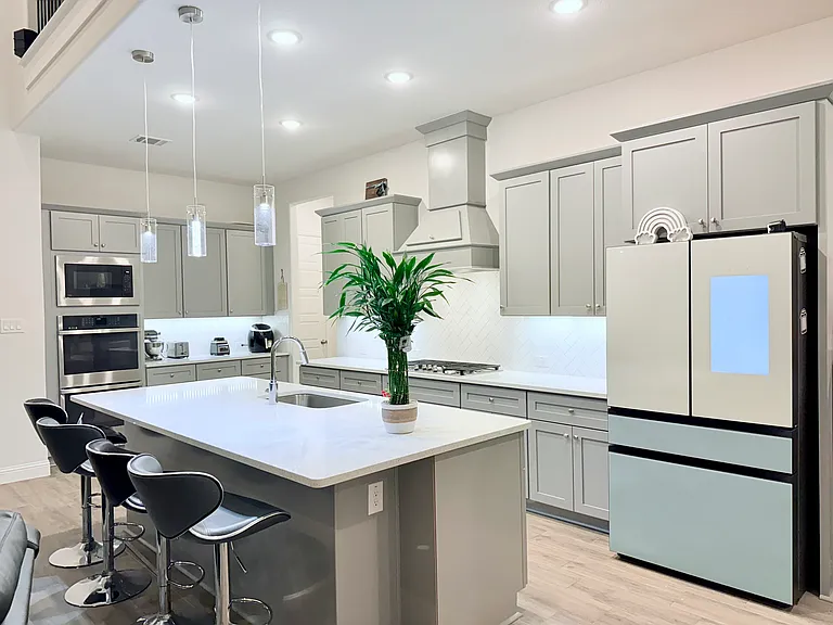 2807 Tower Rd — Photo 4