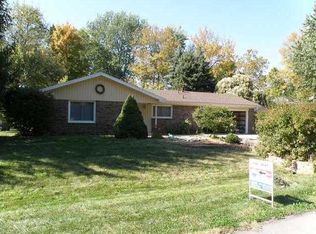 210 Bay Shore Dr, Cicero, IN 46034