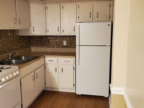 2nd image of 100 Cadiz St APT 118