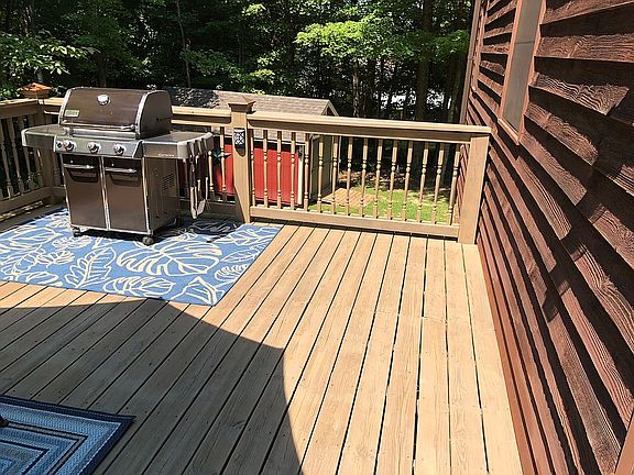 Rear deck